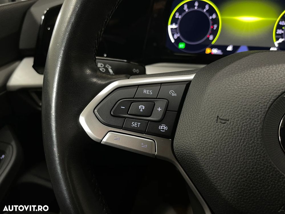 Volkswagen Golf 1.0 TSI Life - 21