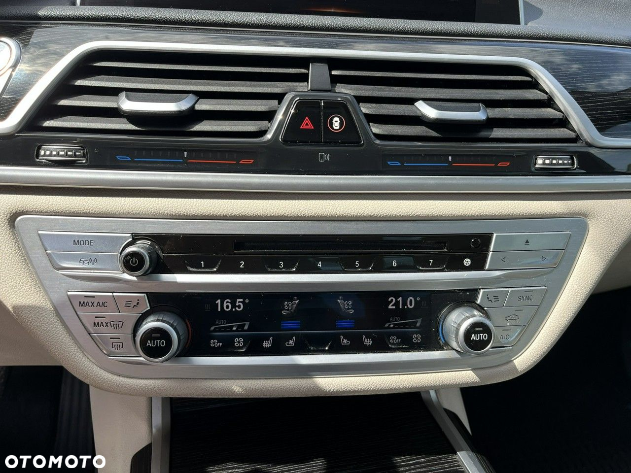 BMW Seria 7 740d xDrive - 17