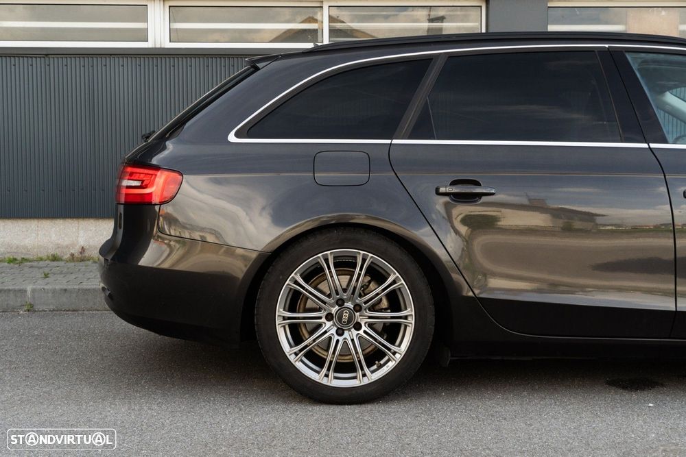 Audi A4 Avant 2.0 TDI quattro Advance S tronic - 51