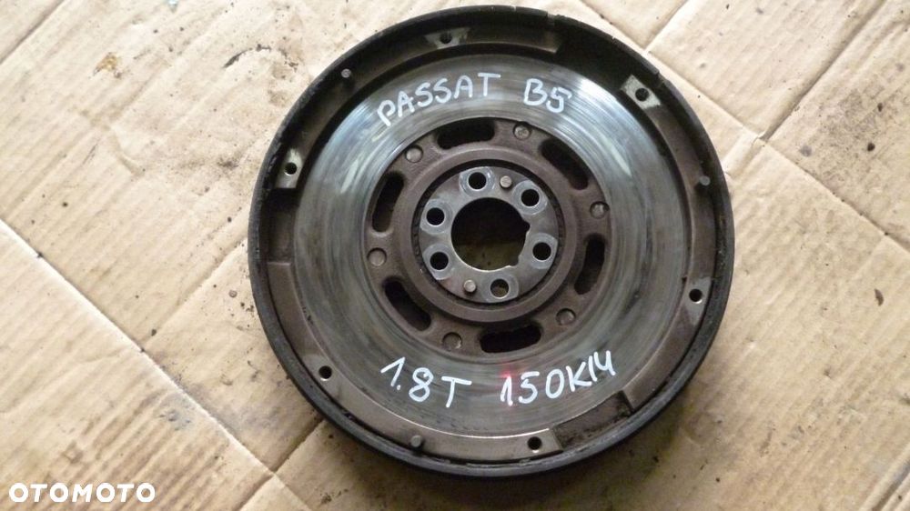 VW PASSAT B5 KOMBI 1.8T KOŁO DWUMASOWE - 1