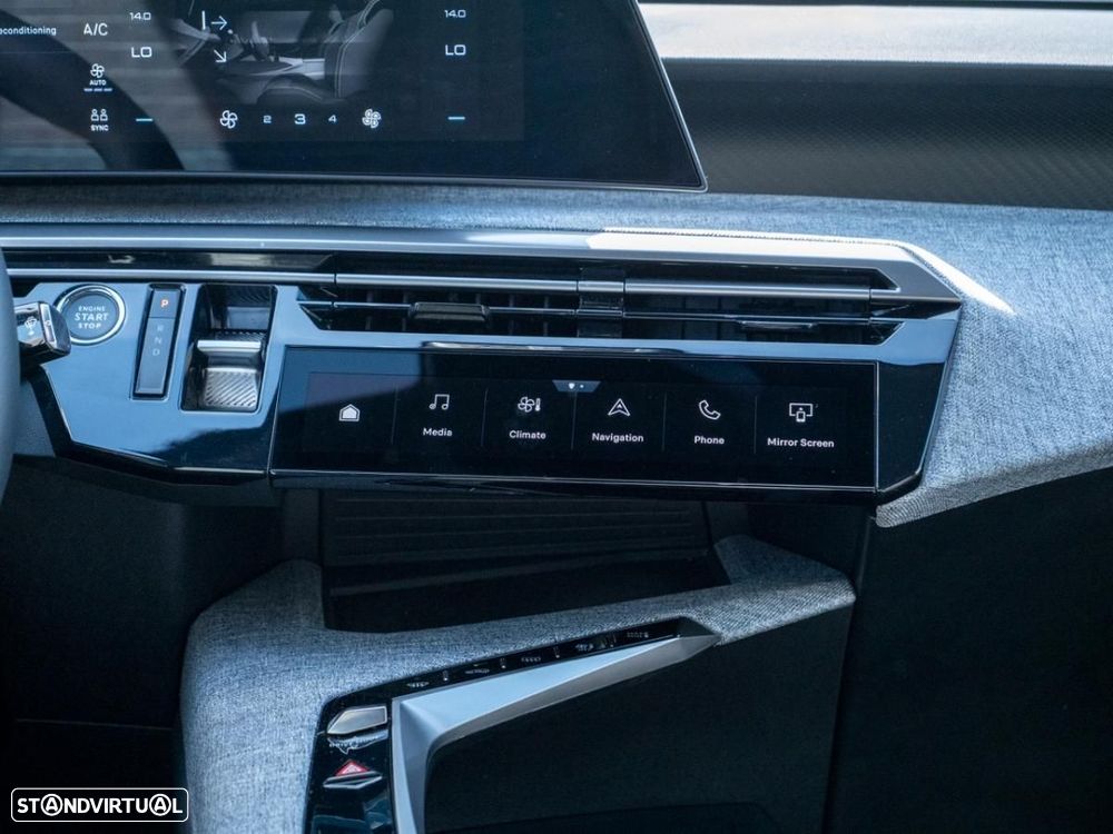 Peugeot E-3008 73 kWh Allure - 28