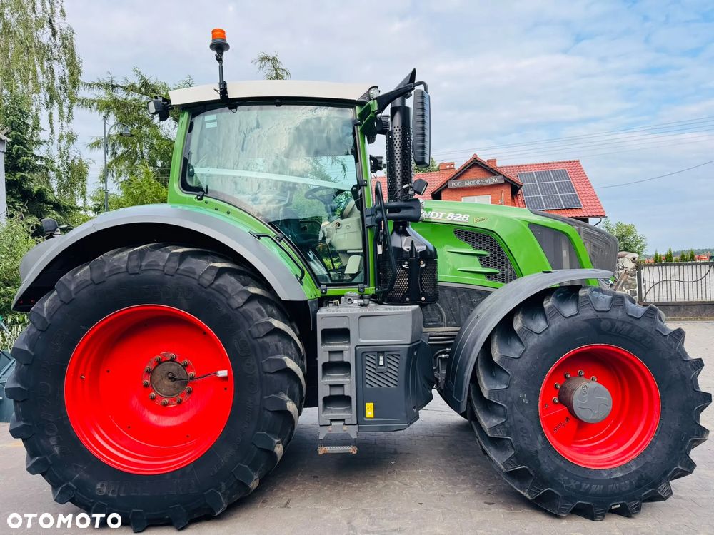 Fendt 828 Vario profi PLUS - 9