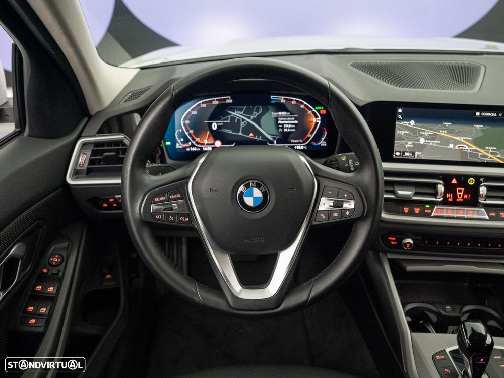 BMW 320 - 17