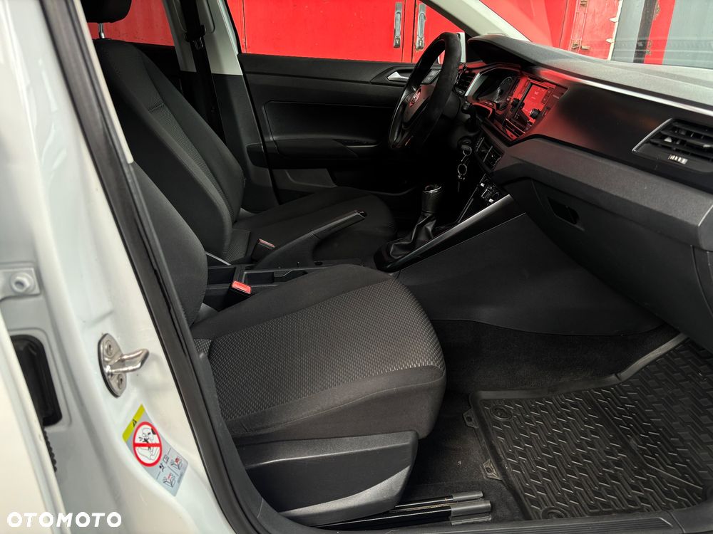Volkswagen Polo 1.6 TDI SCR Comfortline - 26