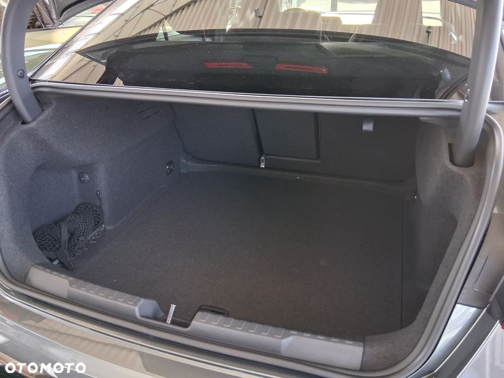 Audi S3 Limousine - 12