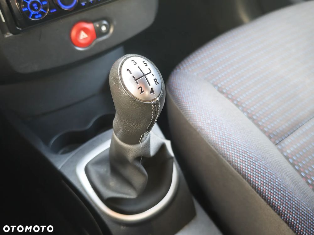 Renault Clio 1.6 16V Expression - 25