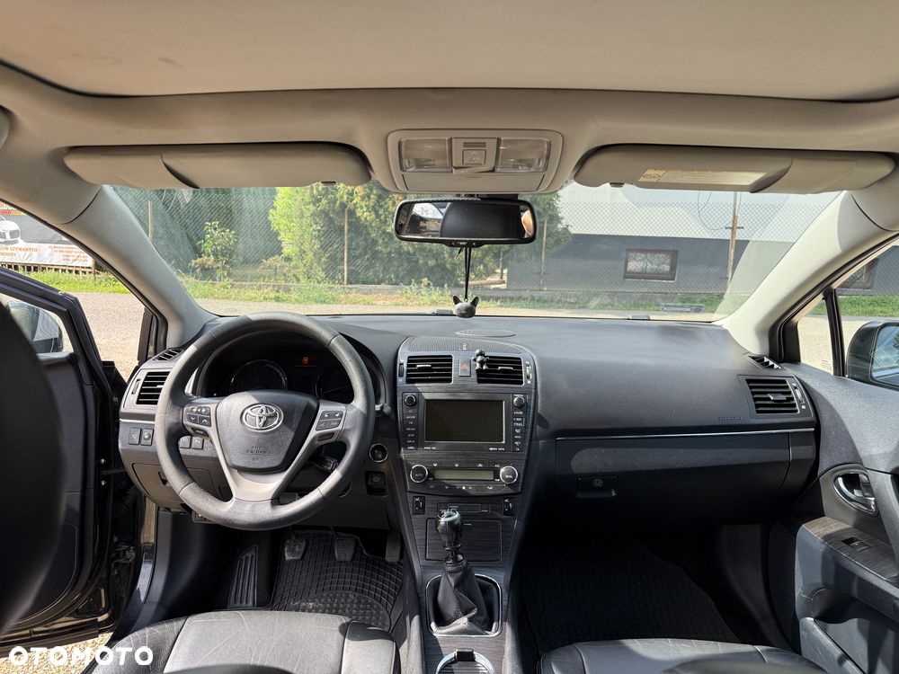 Toyota Avensis - 7