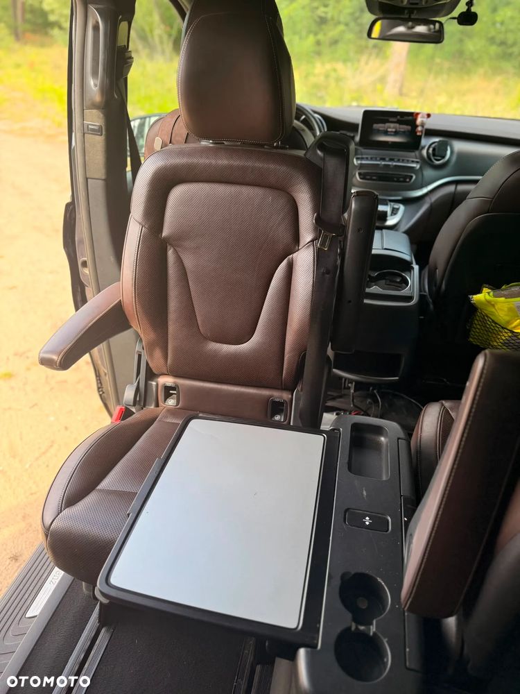 Mercedes-Benz Klasa V 250 d 4-Matic Exclusive 7G-Tronic - 16