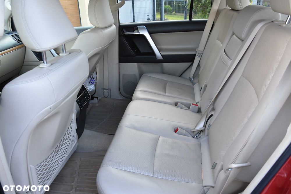 Toyota Land Cruiser - 6