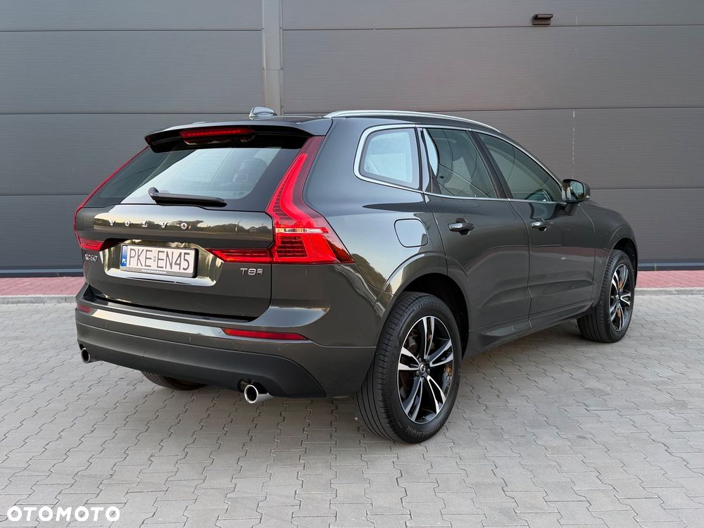 Volvo XC 60 T8 Twin Engine AWD Geartronic Momentum - 3