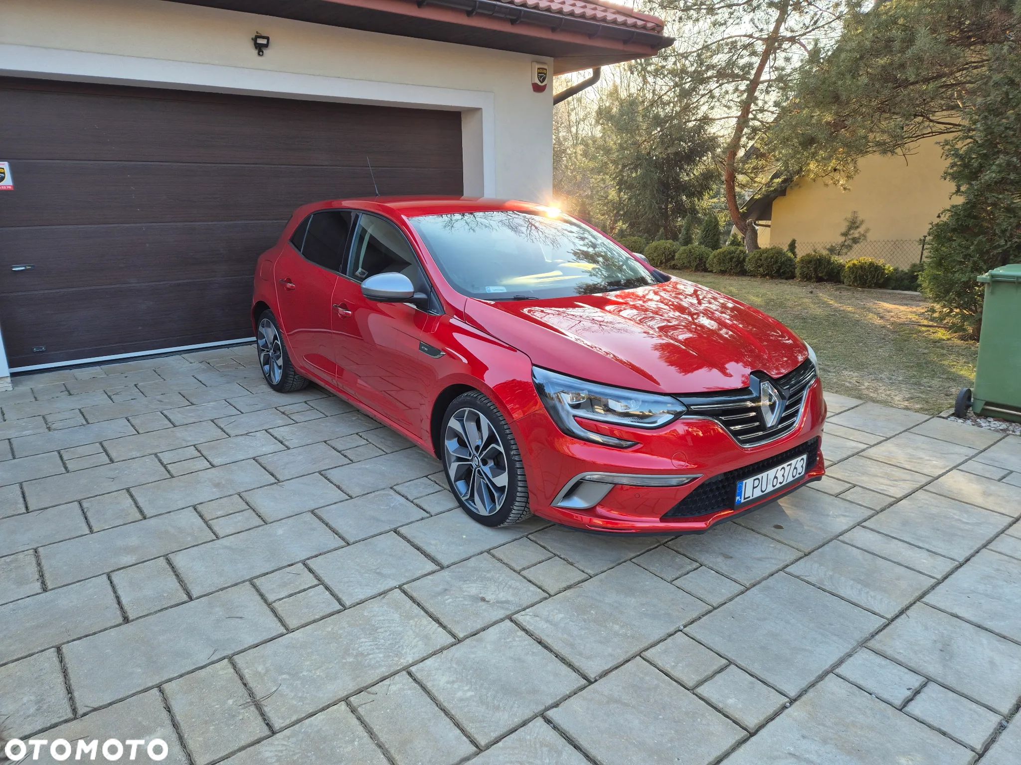 Renault Megane 1.2 Energy TCe GT Line EDC - 1