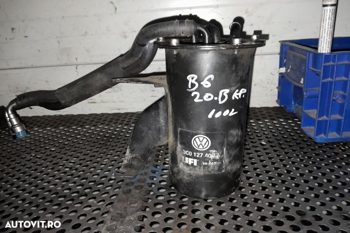 Carcasa filtru motorina 3C0127400A 3C0127400A Volkswagen VW Passat B6 - 1