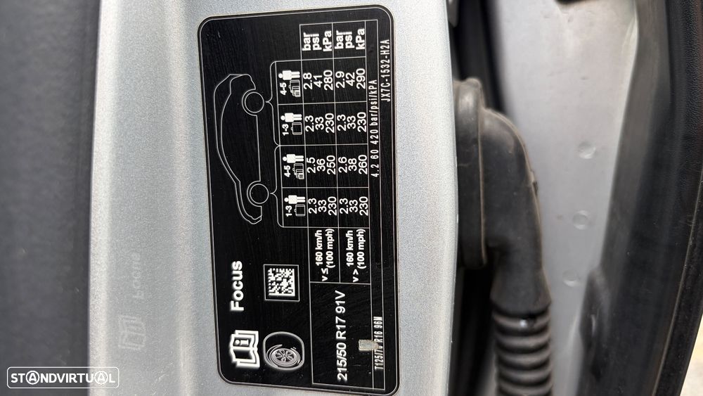 Ford Focus SW - 37