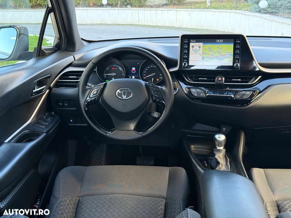 Toyota C-HR Hybrid Business-Edition - 10