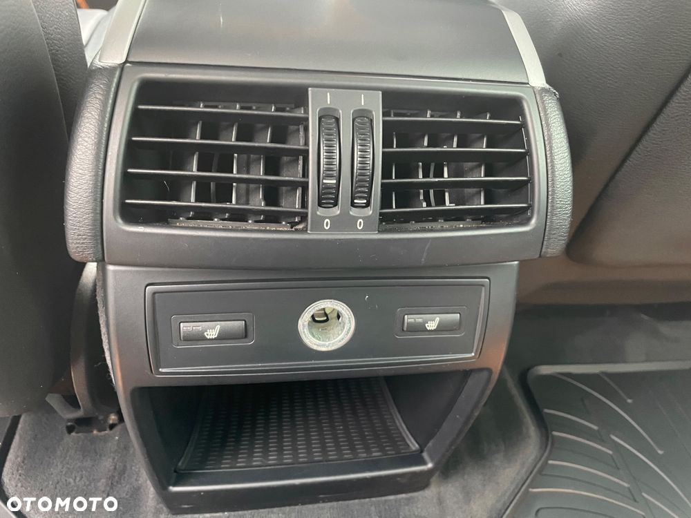 BMW X5 xDrive30d - 37