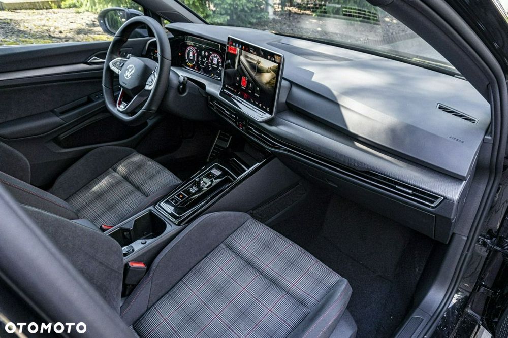 Volkswagen Golf - 27