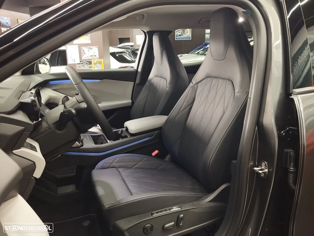 Ford Explorer 79 kWh Premium - 22