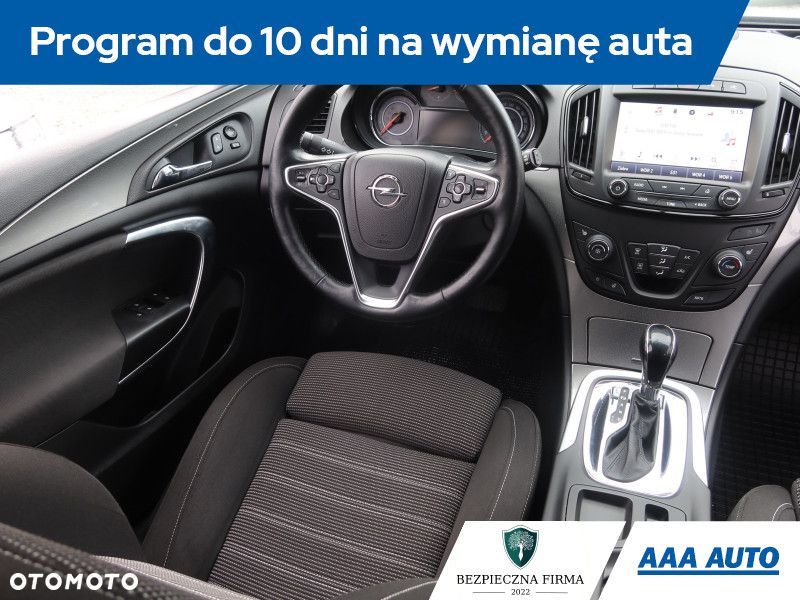 Opel Insignia - 8