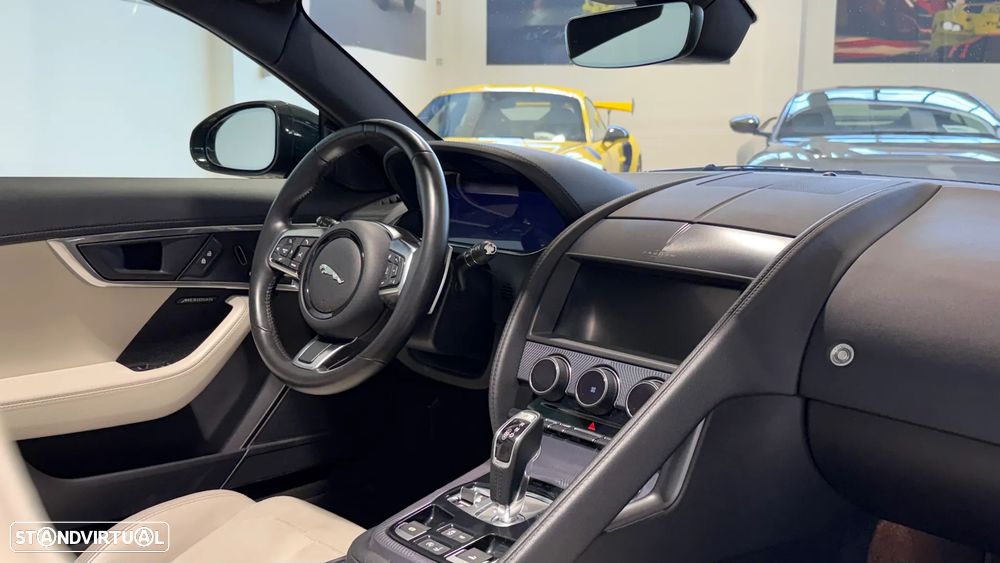 Jaguar F-Type P300 Aut. R-Dynamic - 18