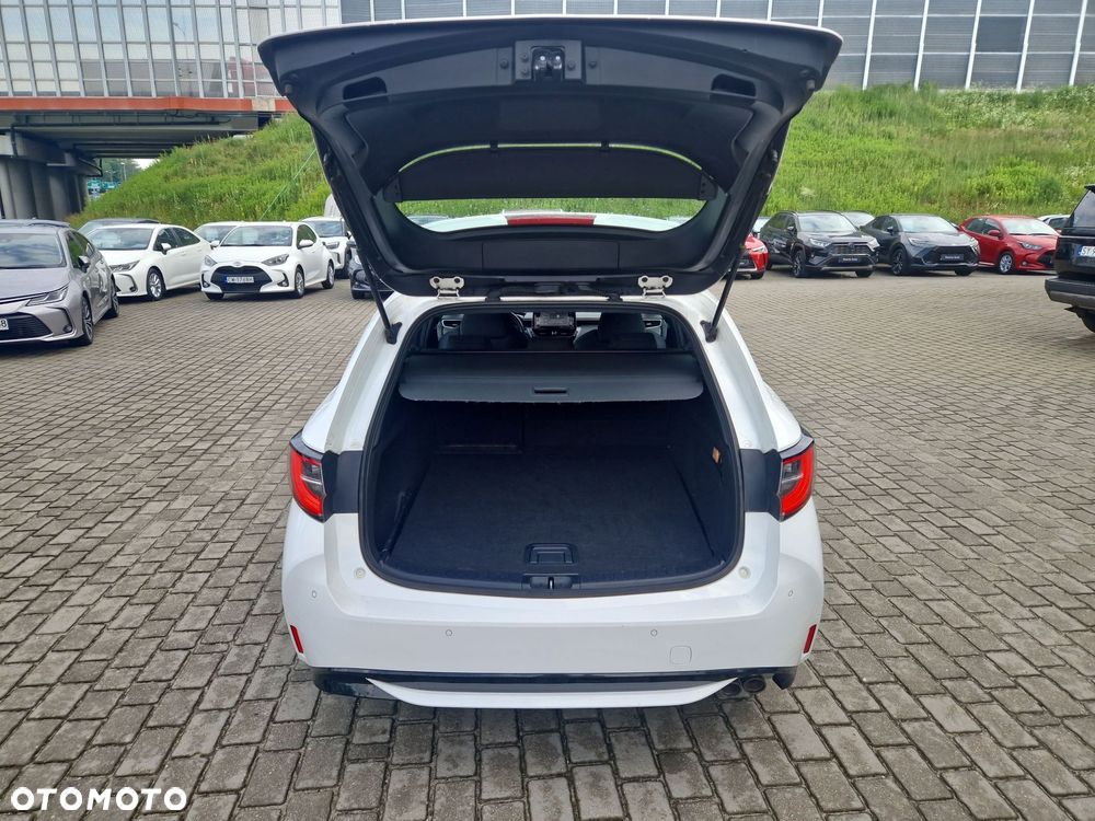 Toyota Corolla 2.0 Hybrid Comfort - 12