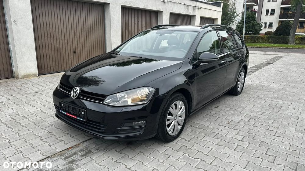 Volkswagen Golf - 24