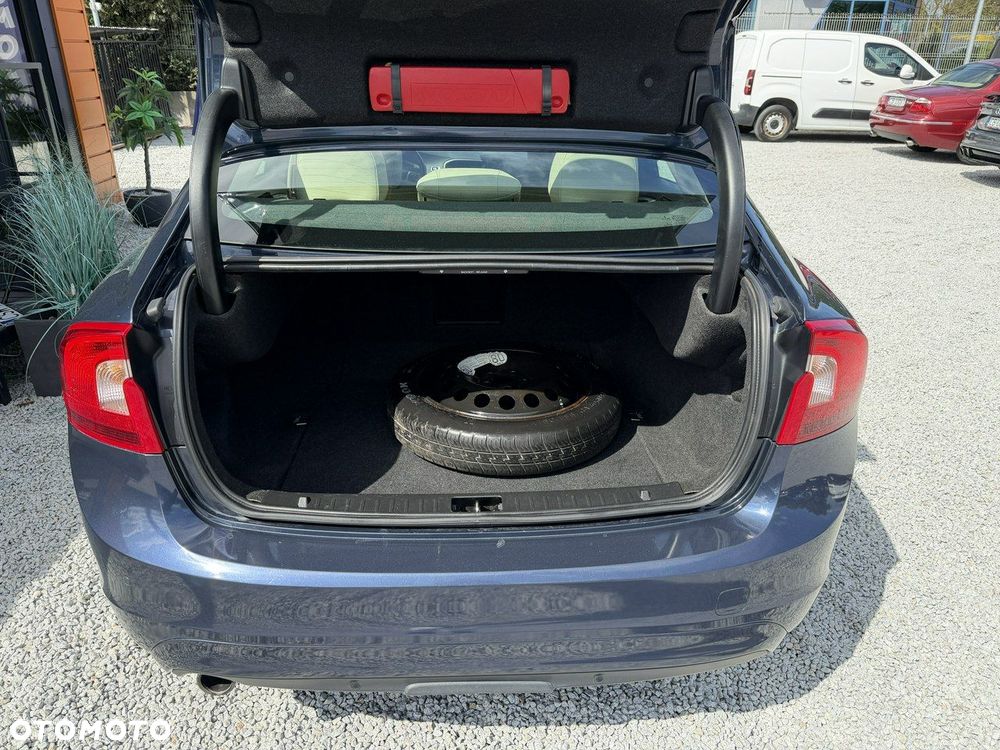 Volvo S60 - 37