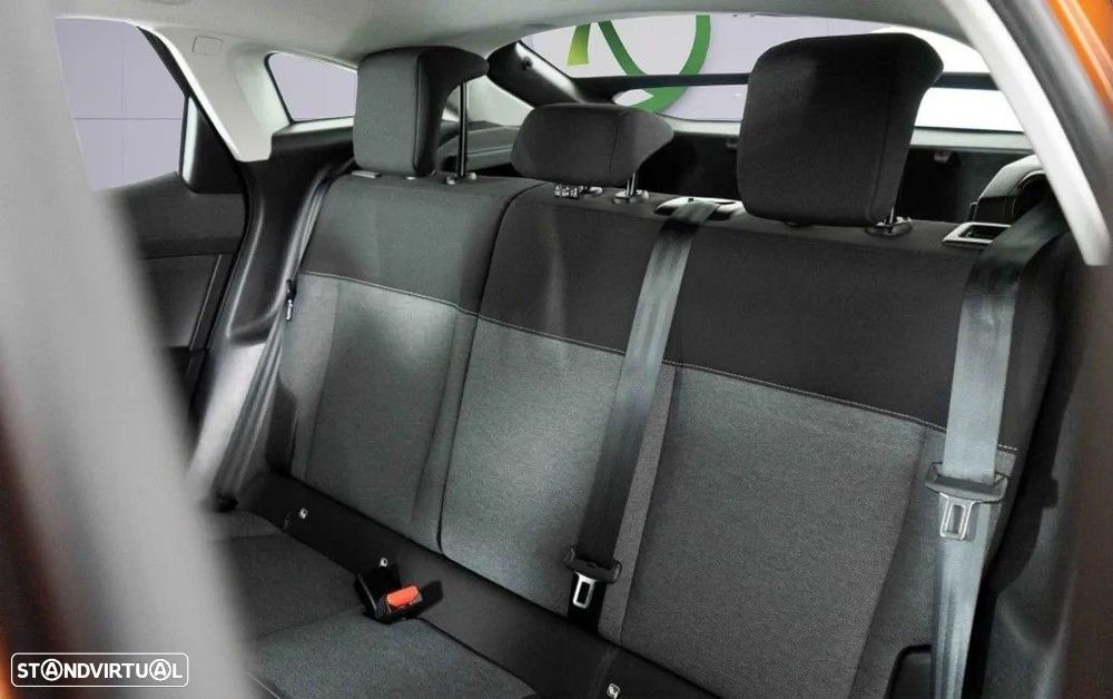 Citroën e-C4 50 kWh Feel - 8