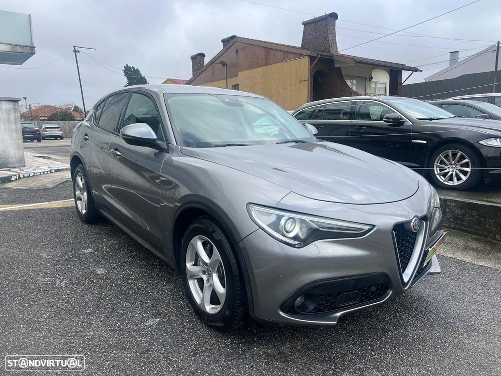 Alfa Romeo Stelvio 2.2 16V AT8 Super - 3