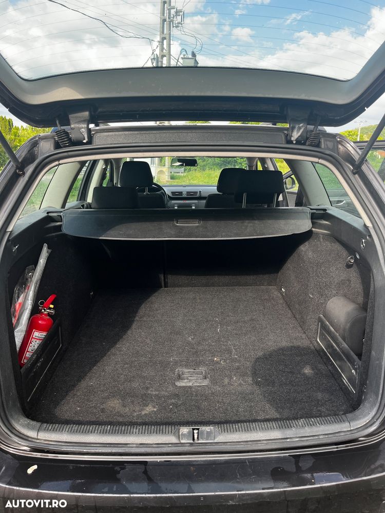 Volkswagen Passat 1.9 TDI Highline - 3