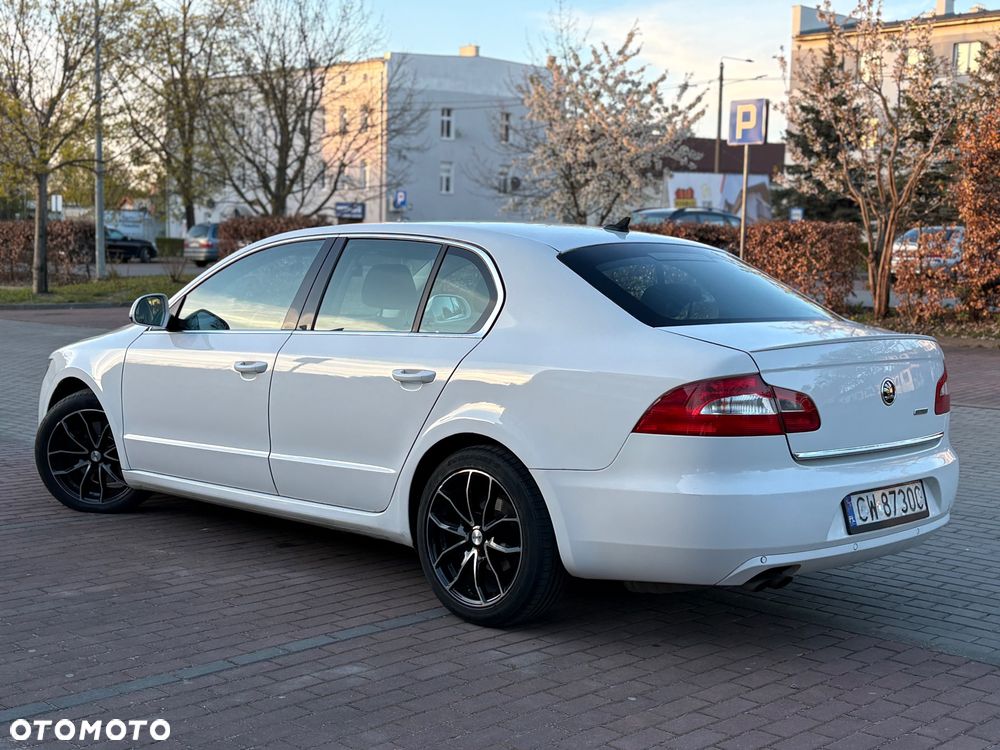 Skoda Superb 1.6 TDI Comfort - 2