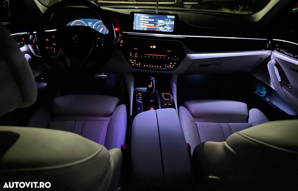 BMW Seria 5 520d xDrive Touring Aut. Luxury Line - 21