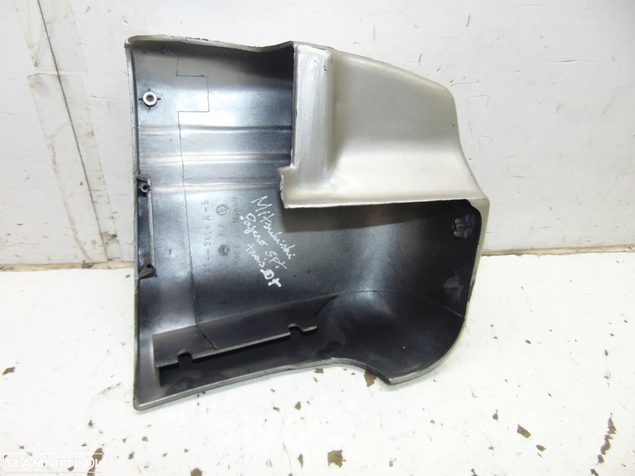 Mitsubishi Pajero canto para-choques - 3