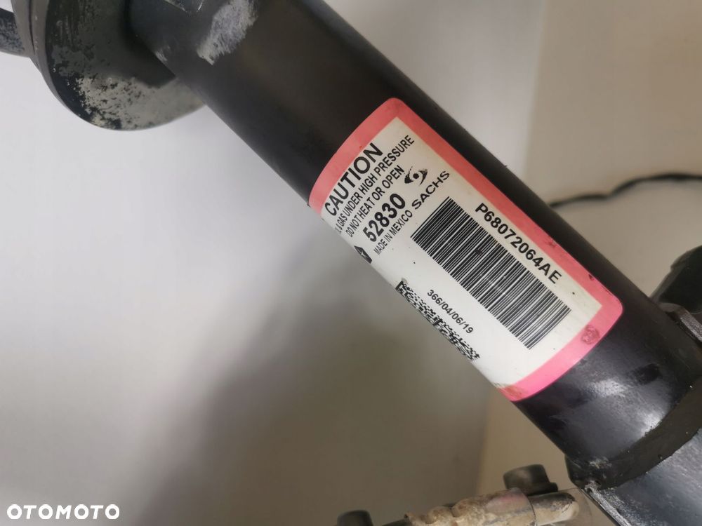 DODGE CHARGER 15 ZAWIESZENIE PRAWE PRZEDNIE KOMPLETNE ZWROTNICA - 7
