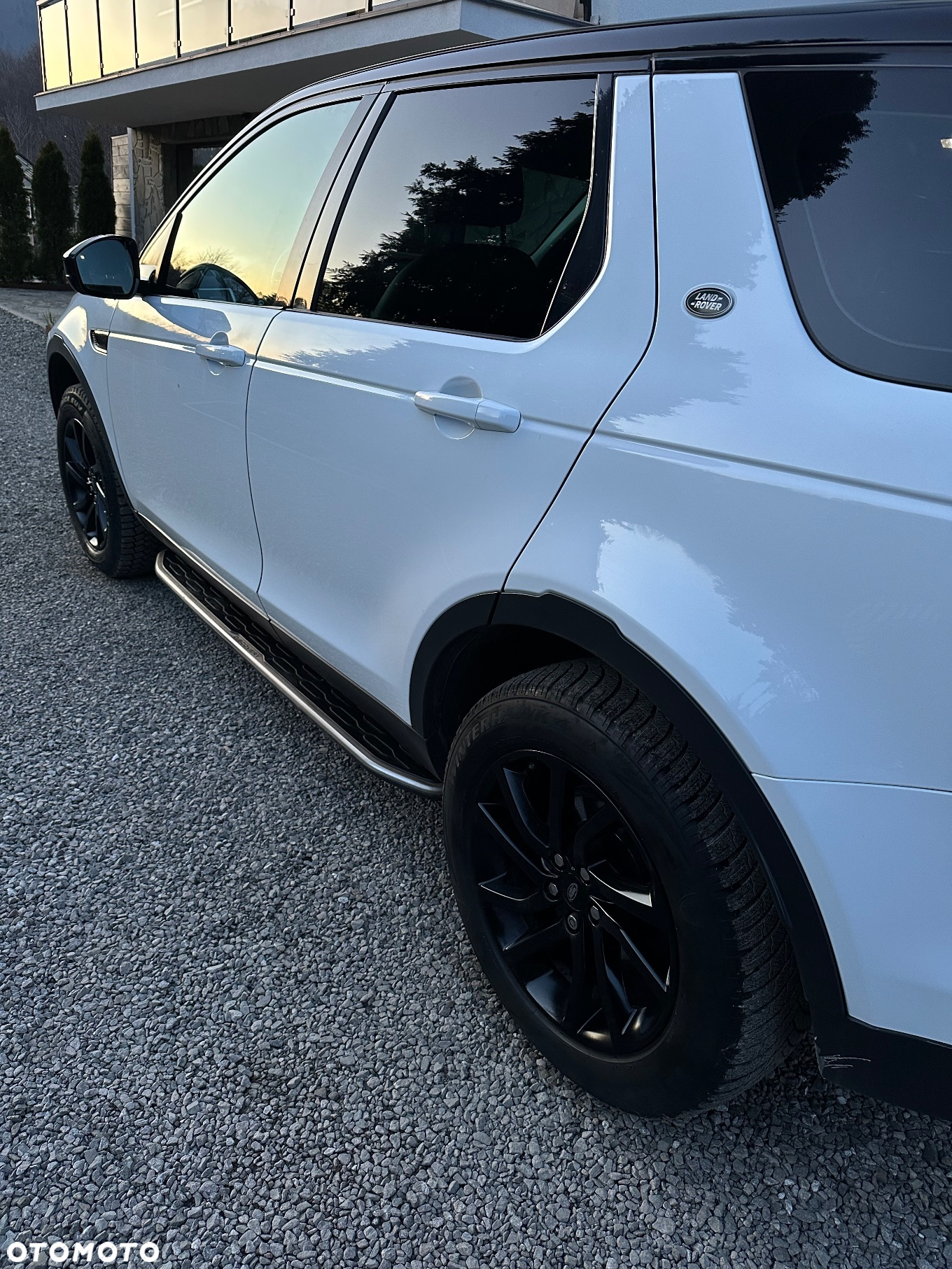 Land Rover Discovery Sport 2.0 Si4 HSE Luxury - 18