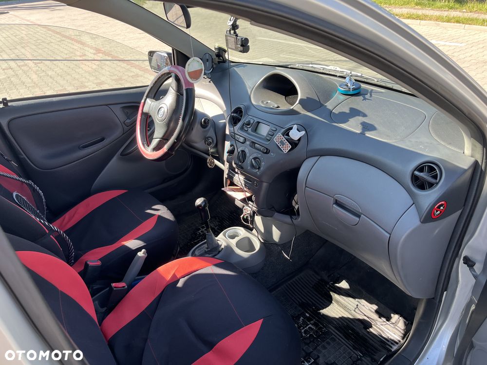 Toyota Yaris 1.3 Luna - 9