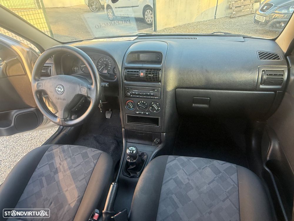 Opel Astra Caravan 1.2 Club - 12