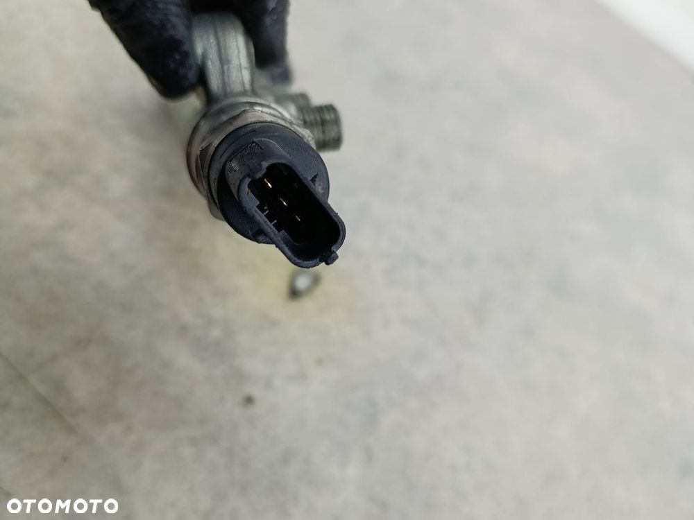 LISTWA WTRYSKOWA DIESEL OPEL VIVARO A 8200347593 0445214042  BOSCH 2.5 DTI - 5