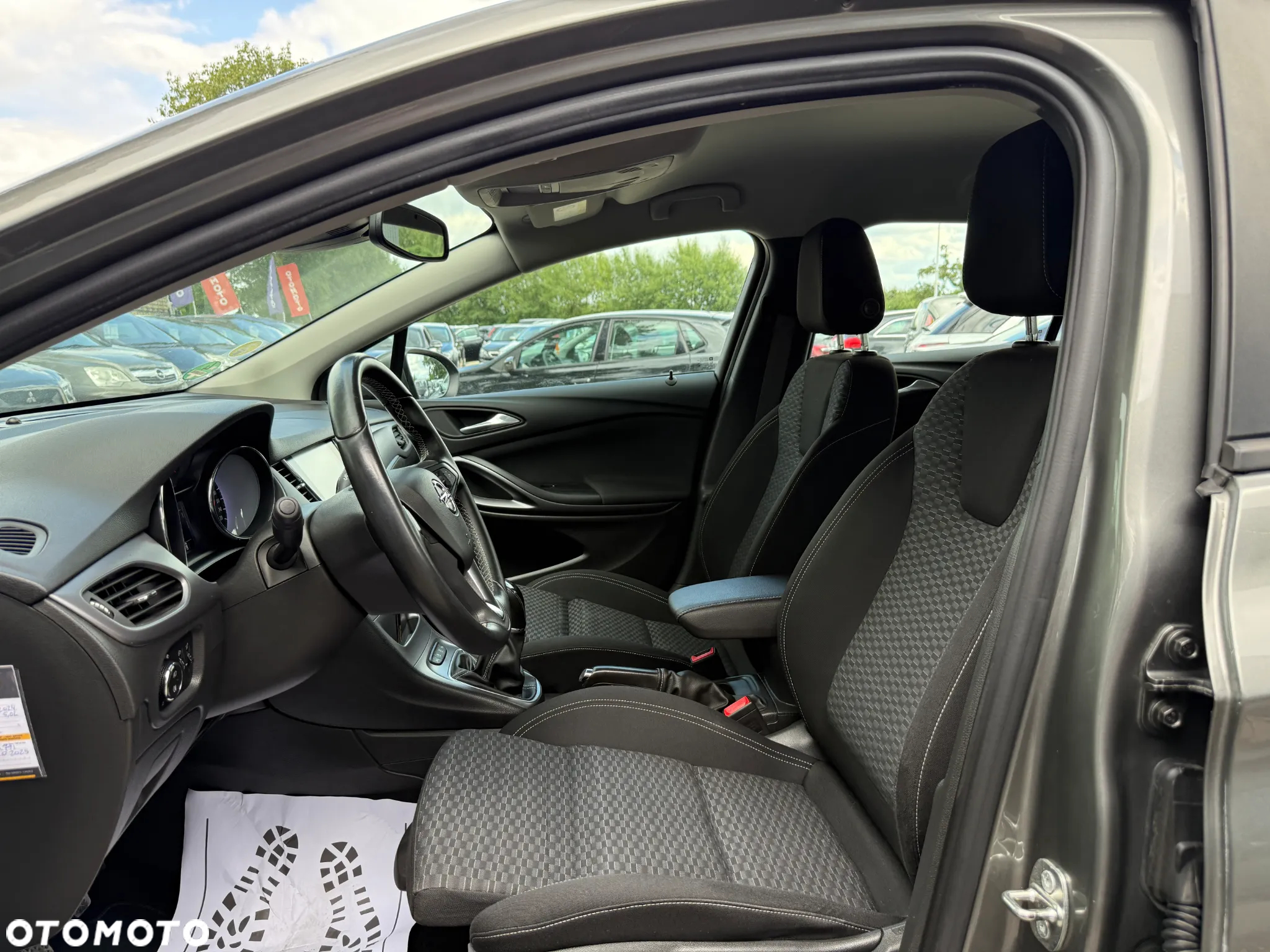 Opel Astra 1.6 CDTI Active - 29