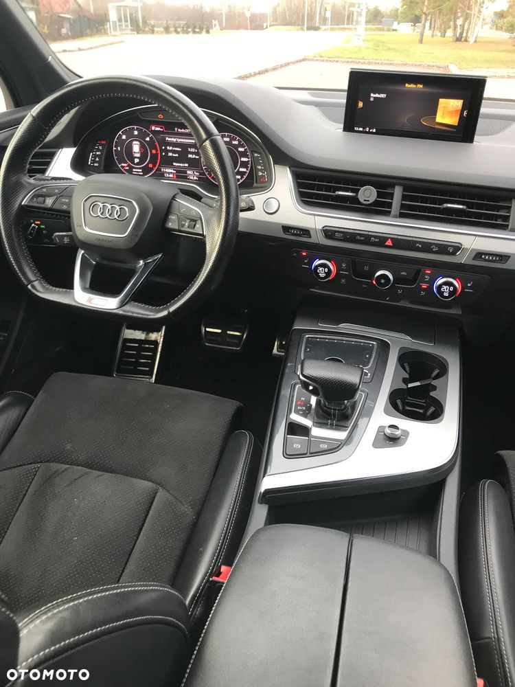 Audi Q7 - 13