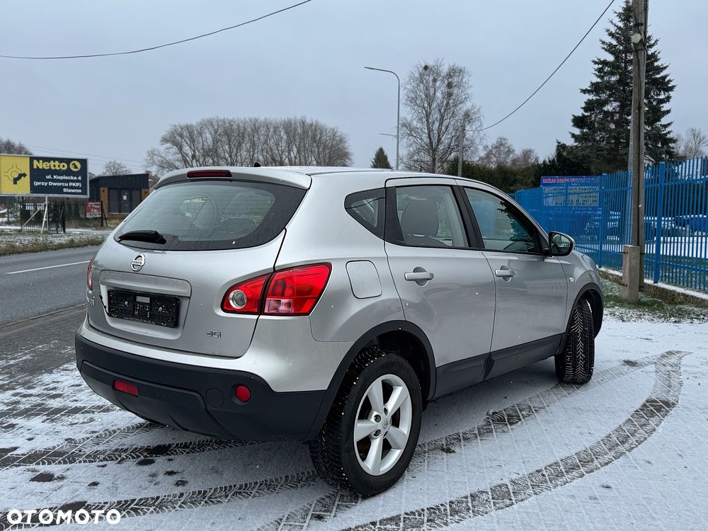 Nissan Qashqai 2.0 dCi DPF acenta - 9