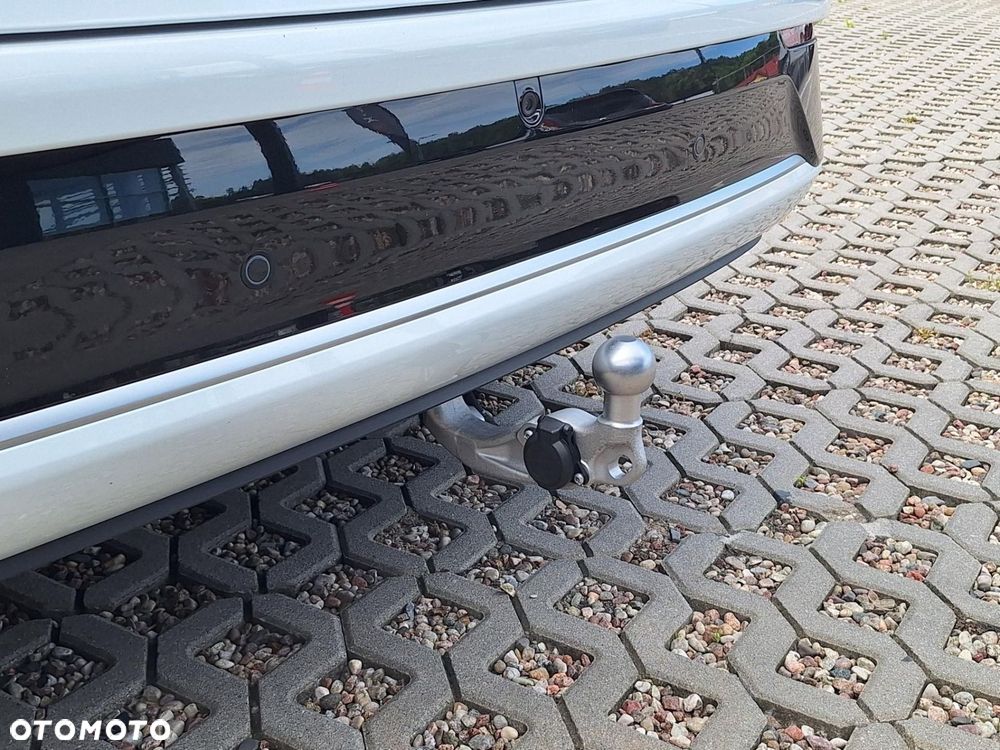 XPeng G9 94.6 kWh AWD Performance - 10