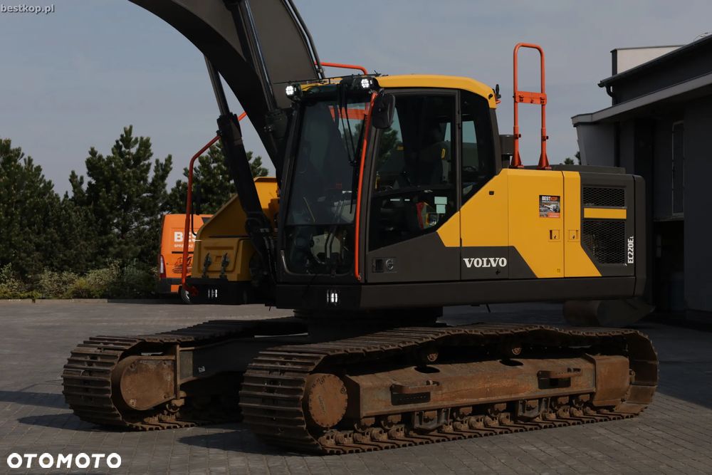 Volvo EC220EL - 2