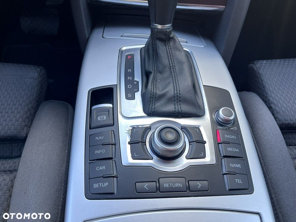 Audi A6 Avant - 18