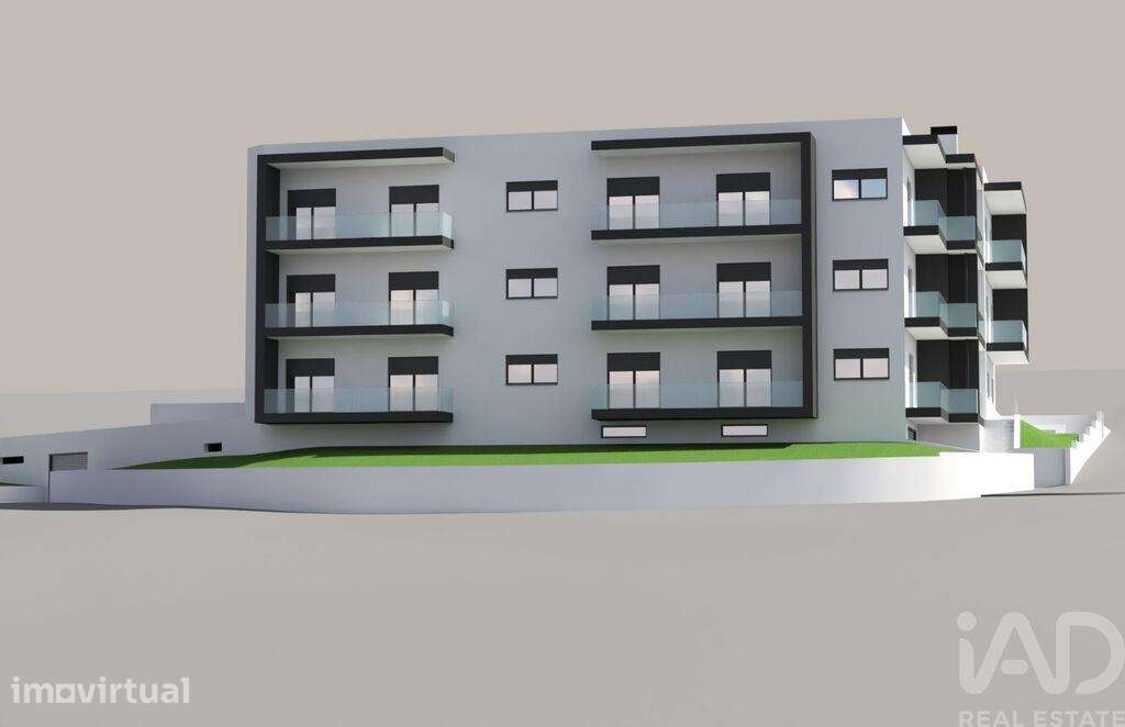 Apartamento T2 em Nogueira do Cravo e Pindelo de 111,00 m2 - Grande imagem: 3/8