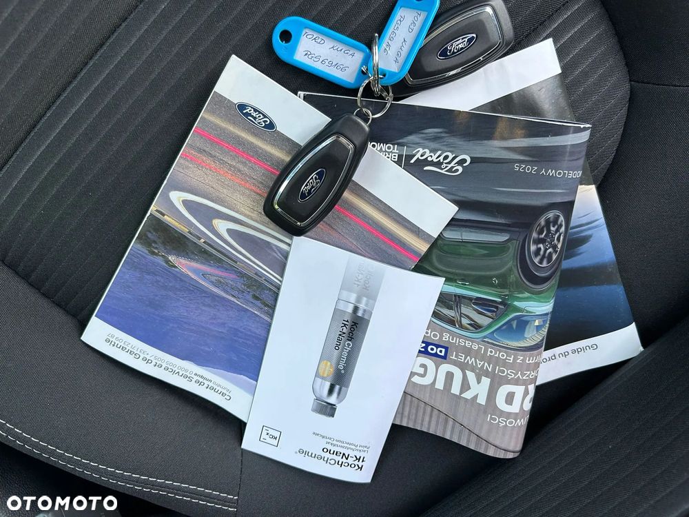Ford Kuga 2.5 Duratec FHEV ST-LINE - 32