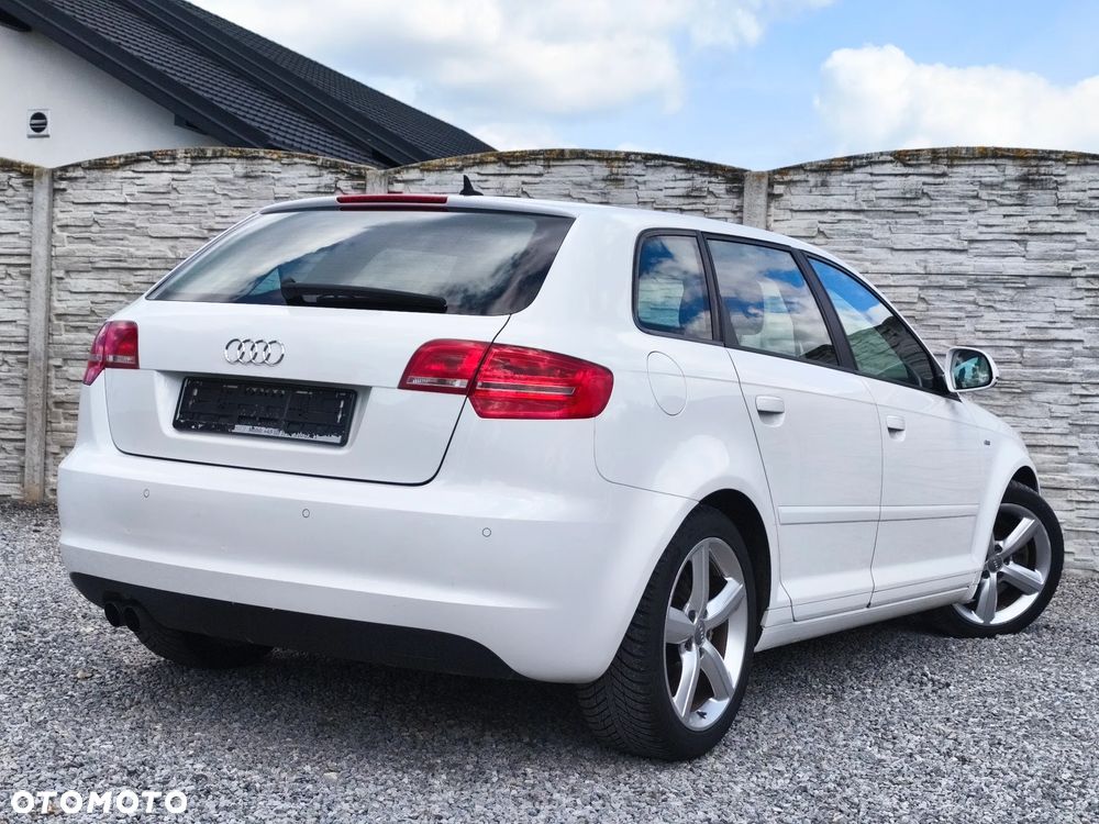 Audi A3 Sportback 2.0 TDI DPF (DSG) S tronic S line Sportpaket plus - 6