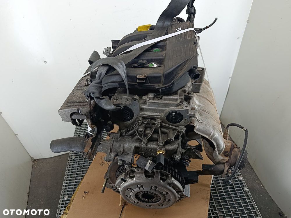 SILNIK RENAULT LAGUNA II F4R714 2.0 16V 135KM - 2
