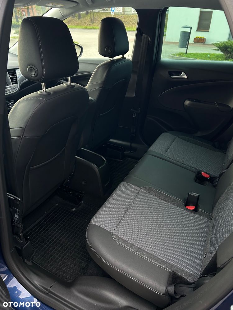 Opel Crossland X - 10