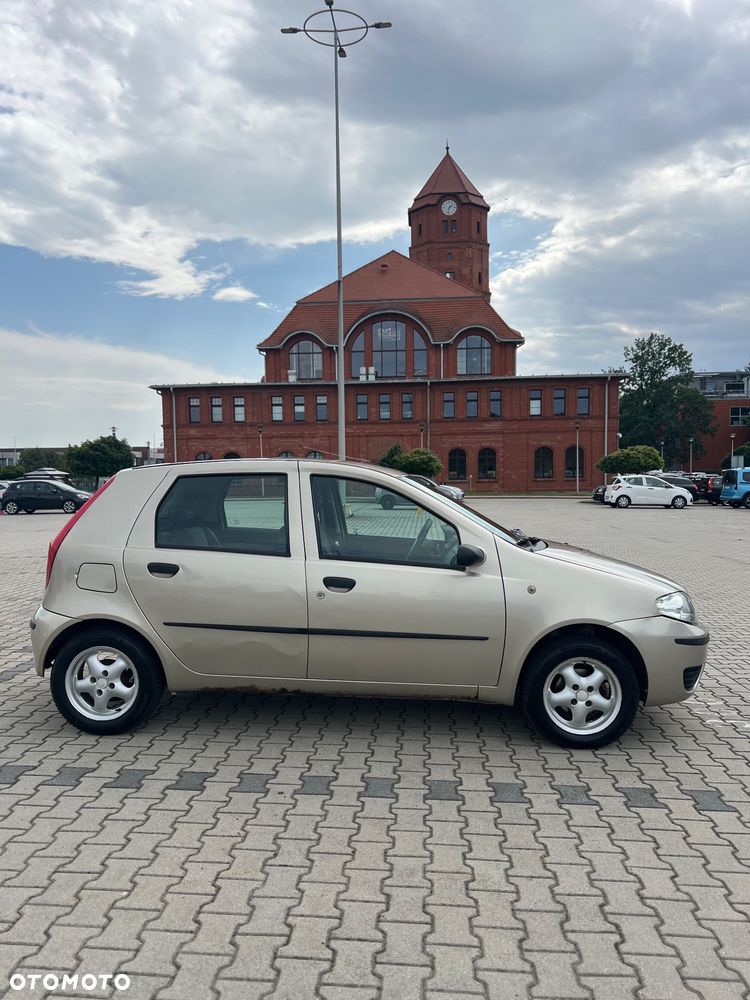Fiat Punto 1.2 8V - 7