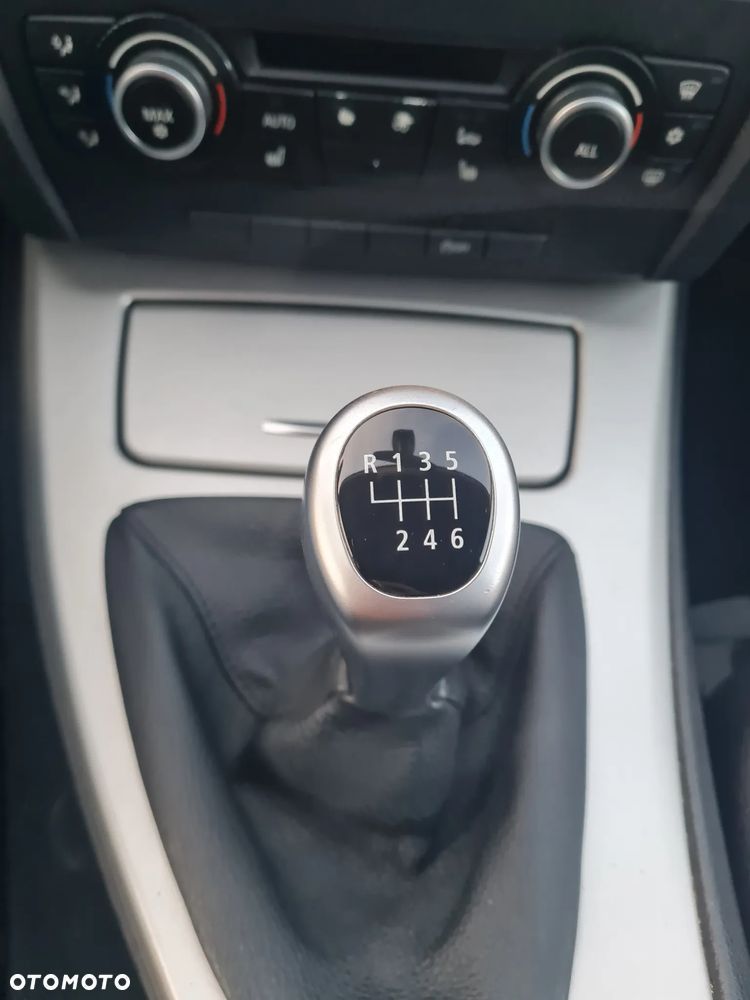 BMW Seria 3 320d - 16